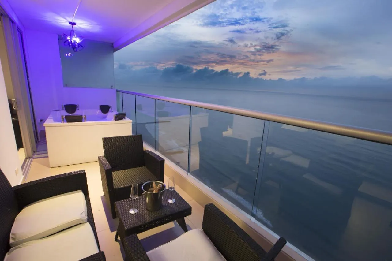 Empire Presidential Suite Private Jacuzzi Cartagena 0*,  Colombia