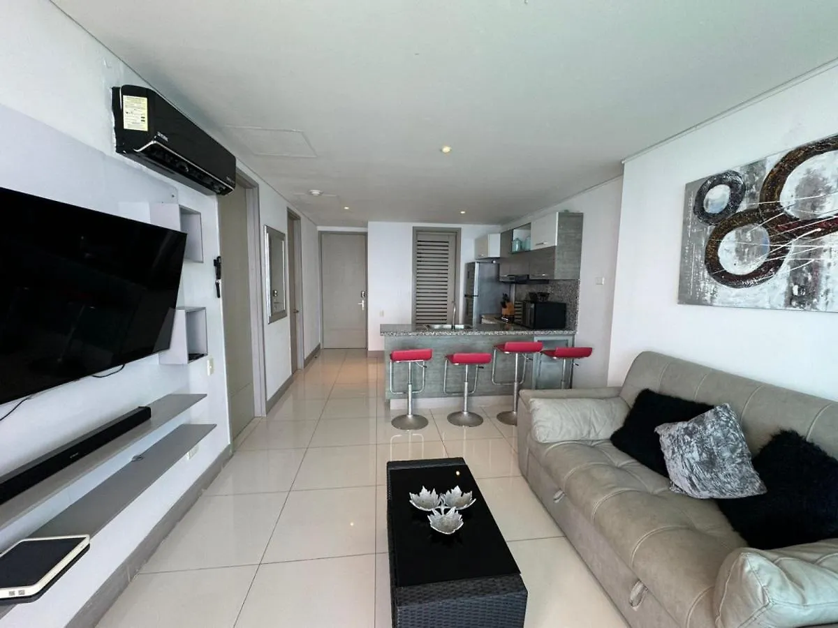 Empire Presidential Suite Private Jacuzzi Cartagena