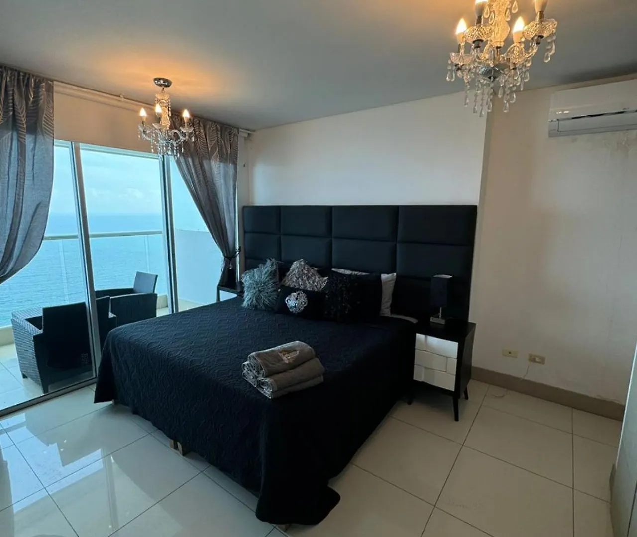 Empire Presidential Suite Private Jacuzzi Cartagena Apartment
